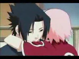 sasuke abraza a sakura 